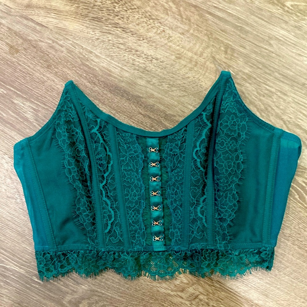 New VS corset crop top